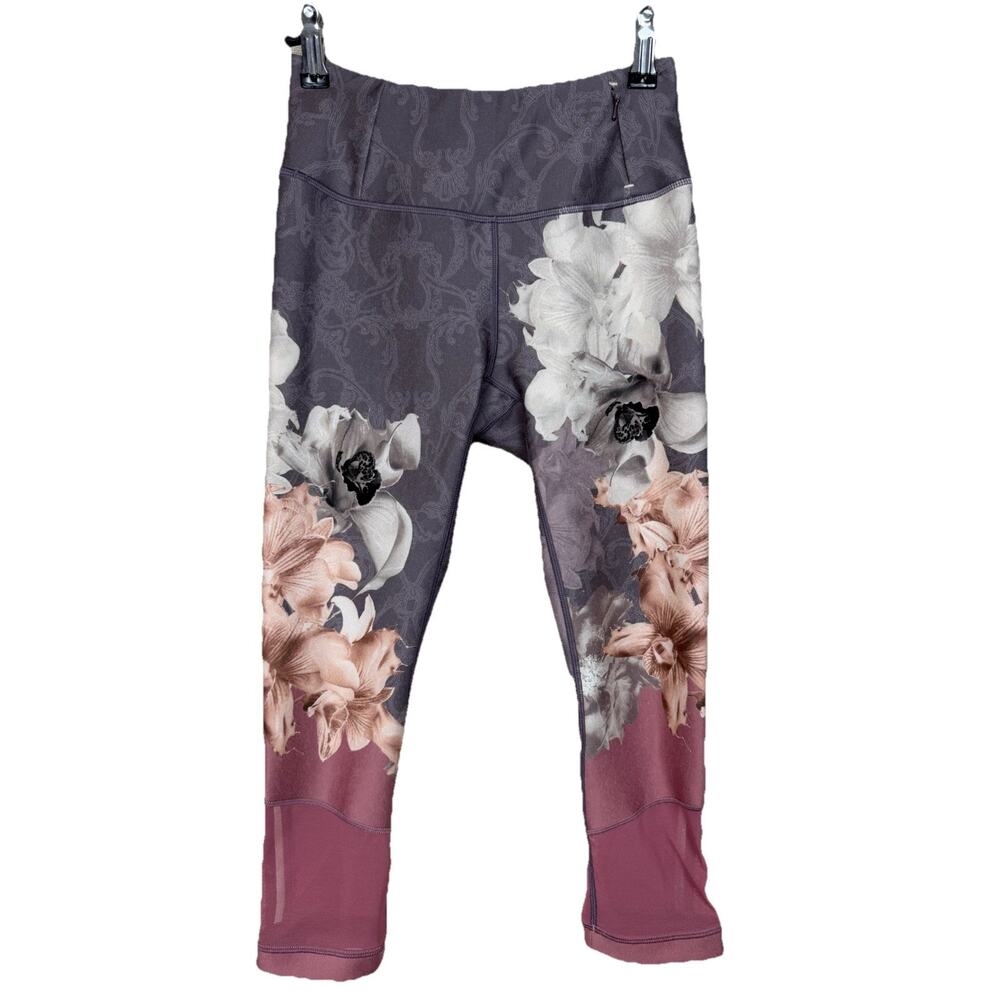 CALIA by Carrie Underwood Activewear Leggings XS Cropped Floral Spring Summer